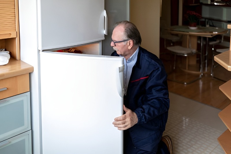 Refrigerator repair in West Hollywood